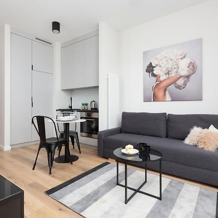 Apartments Business Center Wola Ordona By Renters 华沙 外观 照片