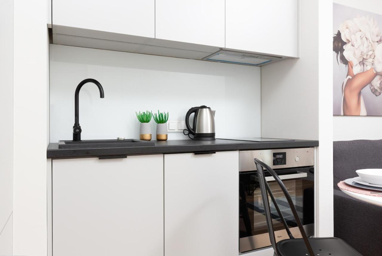 Apartments Business Center Wola Ordona By Renters 华沙 外观 照片